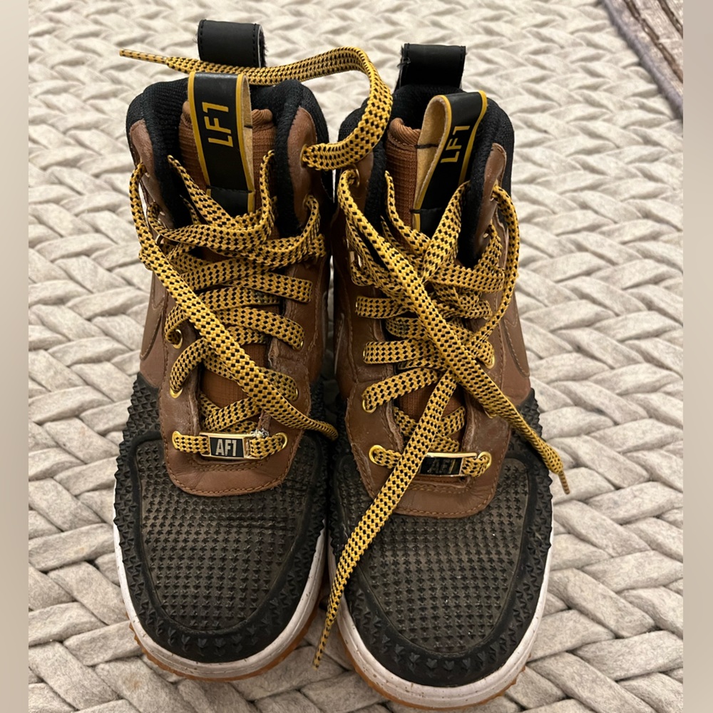 Nike Lunar force 1 duckboot GS ‘British Tan’